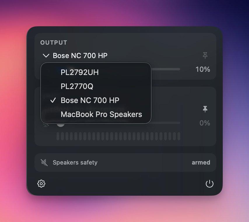 Sotto menu bar dropdown showing the current mic, the current output device, and a live-state indicator